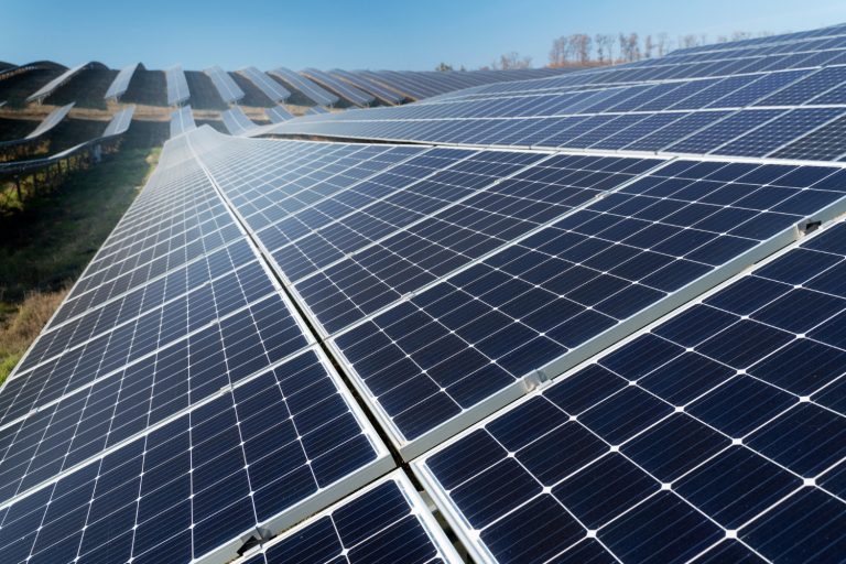 How to Pick the Best Solar Panels for Your Home or Business in 2024